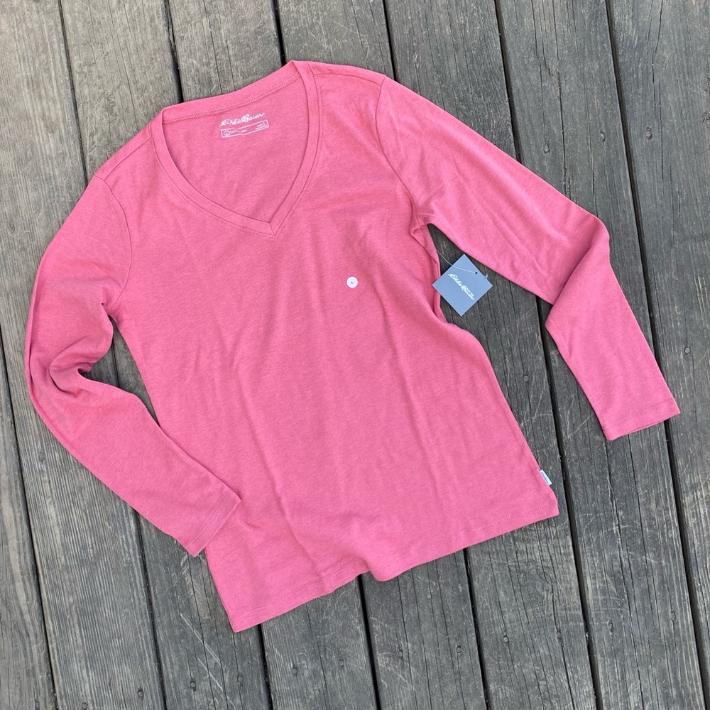 NWT Eddie Bauer Favorite V-Neck Long Sleeve Tee in Light Red
